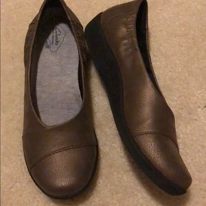 91/2 Clark’s ballet Flats